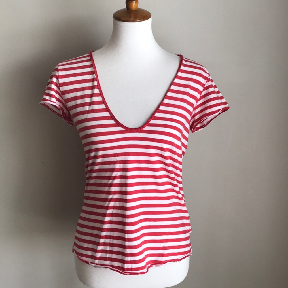 We The Free  |  V-neck Top!